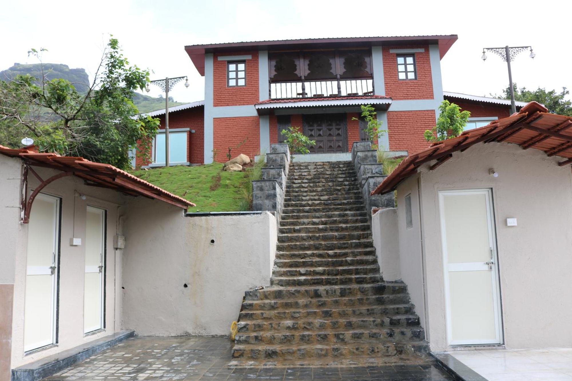 Shinde'S Tikona Valley Farm Villa Pune Esterno foto